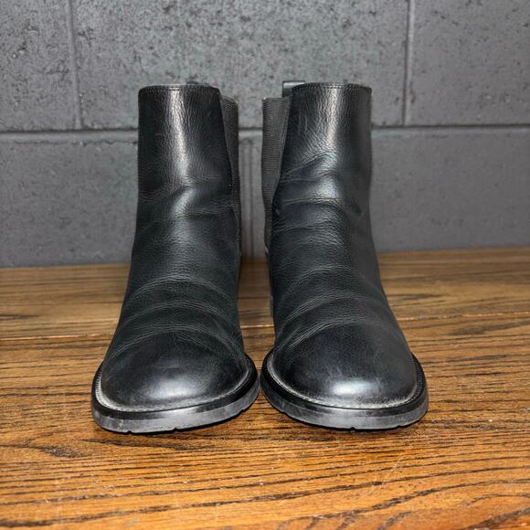 Rockport Women’s 7.5 Black Leather Chelsea Ankle Boots Low Heel - Picture 3 of 6